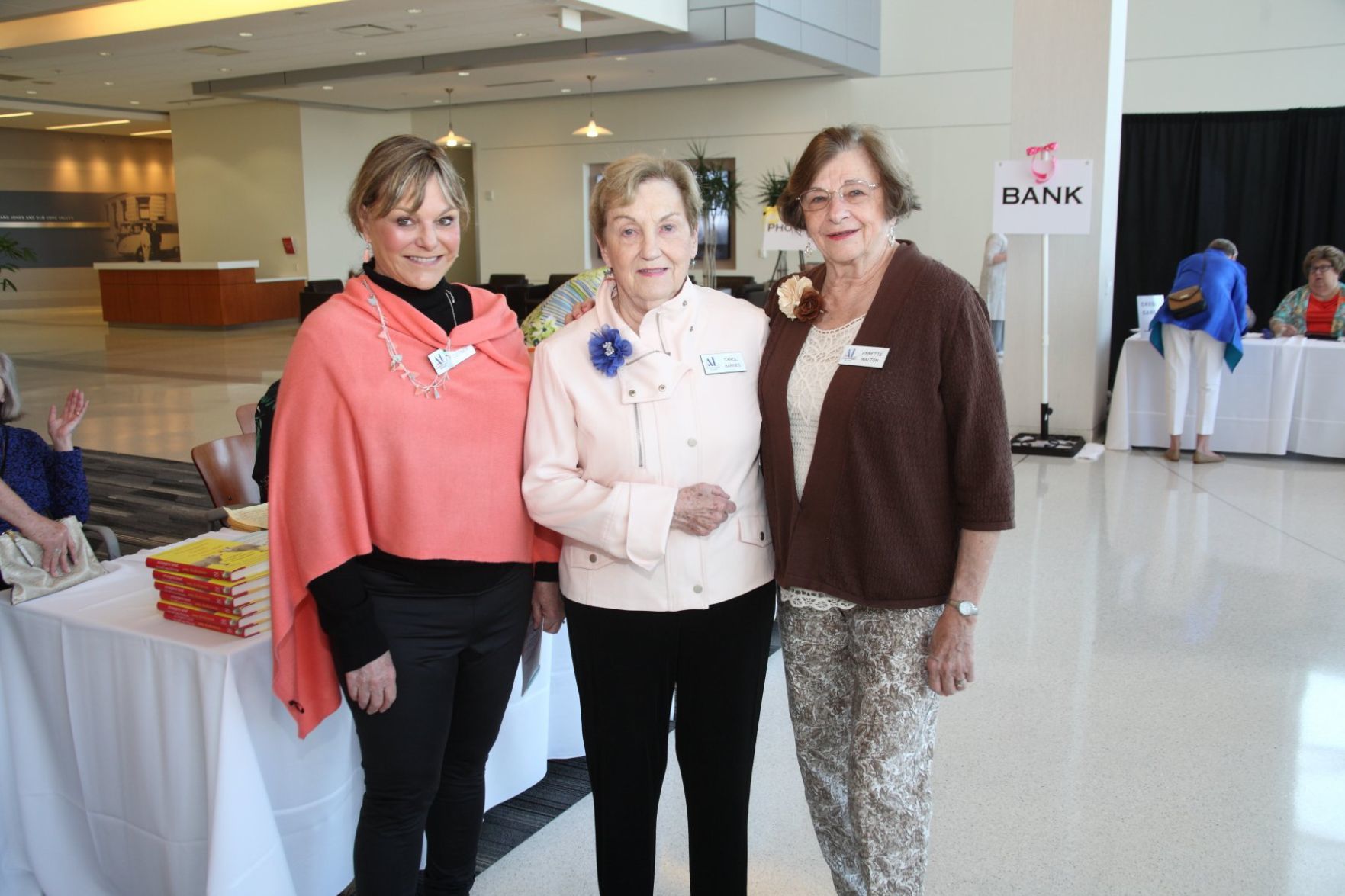 Lana Cotner, Carol Barnes, Annette Walton